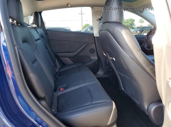 7SAYGDEF7NF516001 2022 TESLA MODEL Blue Հետևի նստատեղերի տեսք