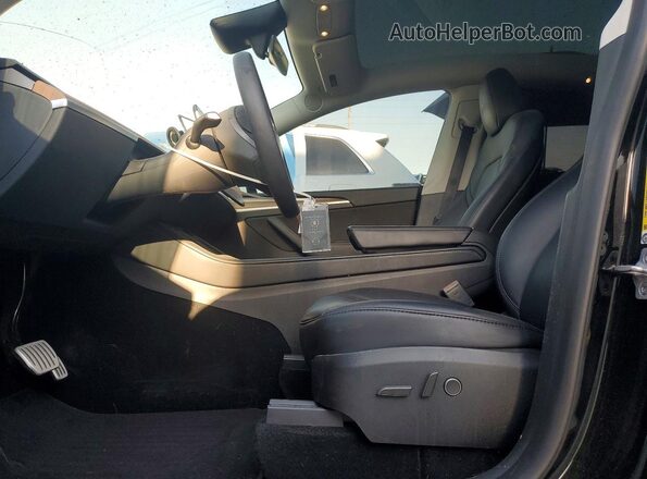 7SAYGDEF7RF058515 2024 TESLA MODEL Black Widok wnętrza z przodu