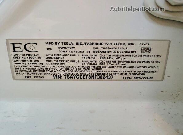 7SAYGDEF8NF382437 2022 TESLA MODEL White 360 interior view
