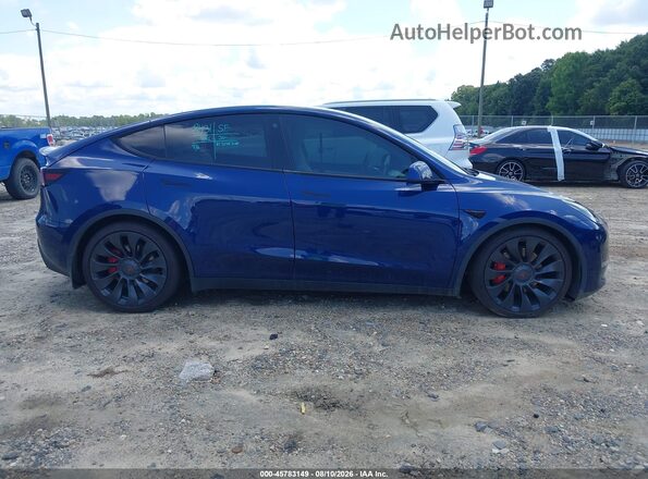 7SAYGDEF9NF390112 2022 TESLA MODEL Y Blue Панорамний вид салону 360°