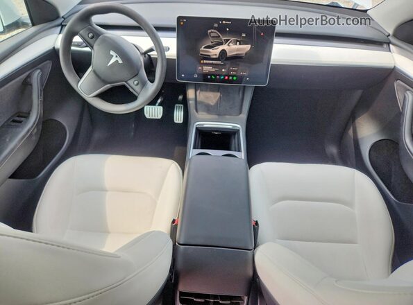 7SAYGDEF9PF812690 2023 TESLA MODEL Белый Вид панели приборов