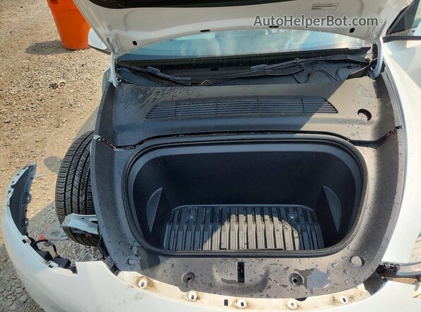 7SAYGDEF9PF812690 2023 TESLA MODEL Белый Вид задней части салона