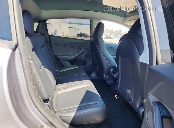 7SAYGDEF9RA296461 2024 TESLA MODEL Серый Вид задних сидений
