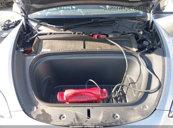7SAYGDEF9SA338715 2025 TESLA MODEL Y Gray Vista trasera