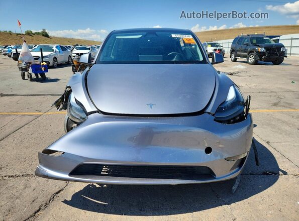 7SAYGDEF9SF299272 2025 TESLA MODEL Серый Вид спереди