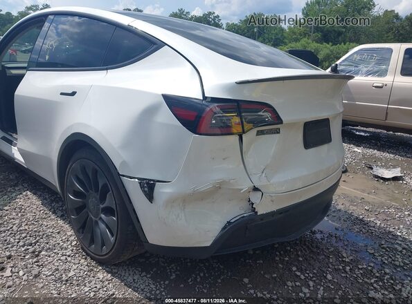 7SAYGDEFXNF380169 2022 TESLA MODEL Y White Front view