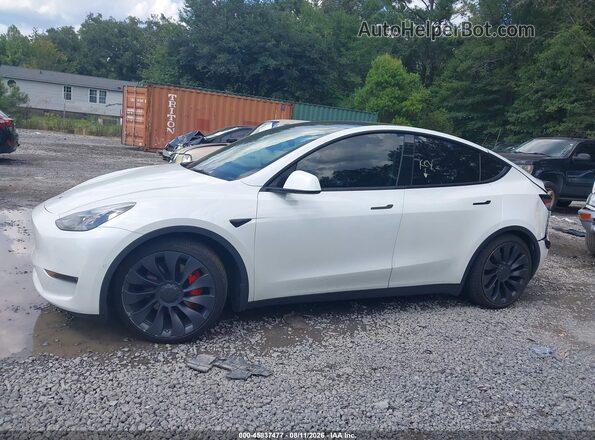 7SAYGDEFXNF380169 2022 TESLA MODEL Y White 360 interior view