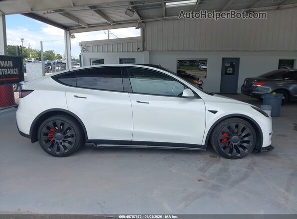 7SAYGDEFXNF550921 2022 TESLA MODEL Y White Vista del cuadro de instrumentos