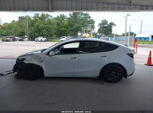 7SAYGDEFXNF550921 2022 TESLA MODEL Y White Vista interior trasera
