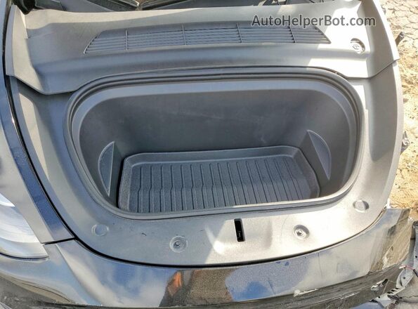 7SAYGDEFXNF573065 2022 TESLA MODEL Black Rear interior view
