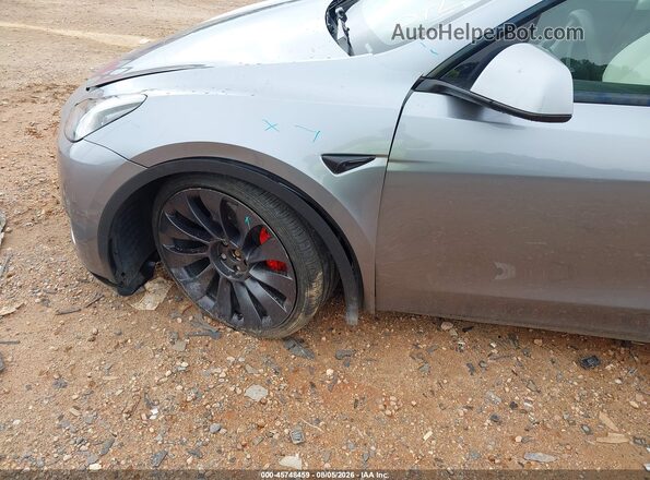 7SAYGDEFXRA303594 2024 TESLA MODEL Y Gray წინა ხედი