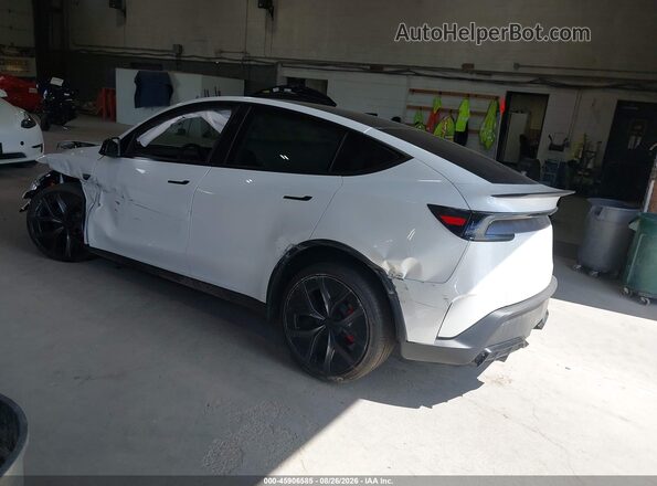 7SAYGDET6TA618597 2026 TESLA MODEL Y White Trasero izquierdo