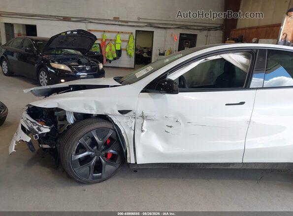 7SAYGDET6TA618597 2026 TESLA MODEL Y White 