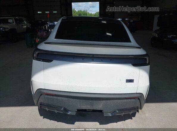 7SAYGDET6TA618597 2026 TESLA MODEL Y White 