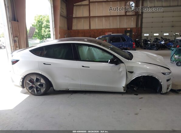7SAYGDET6TA618597 2026 TESLA MODEL Y White Vista del cuadro de instrumentos