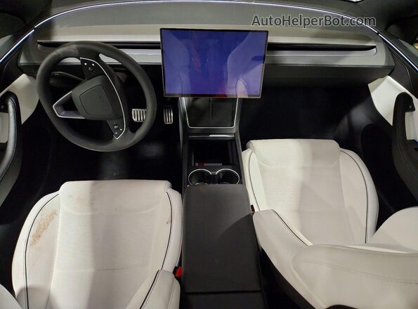 7SAYGDETXTA633524 2026 TESLA MODEL White Առջևի վահանակի տեսք