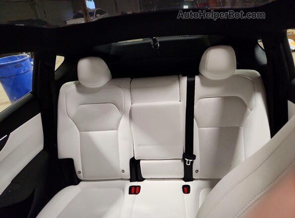 7SAYGDETXTA633524 2026 TESLA MODEL White Հետևի նստատեղերի տեսք