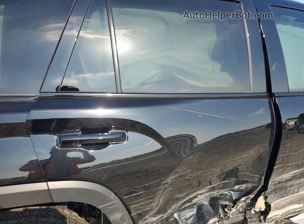 7SVAAAAA3TX004849 2026 TOYOTA SEQUOIA Black Սալոնի հետևի տեսք