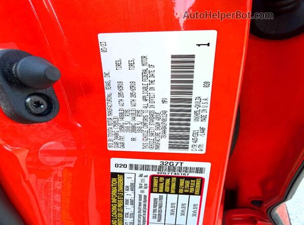7SVAAABA1PX011240 2023 TOYOTA SEQUOIA Orange Widok tylnych siedzeń