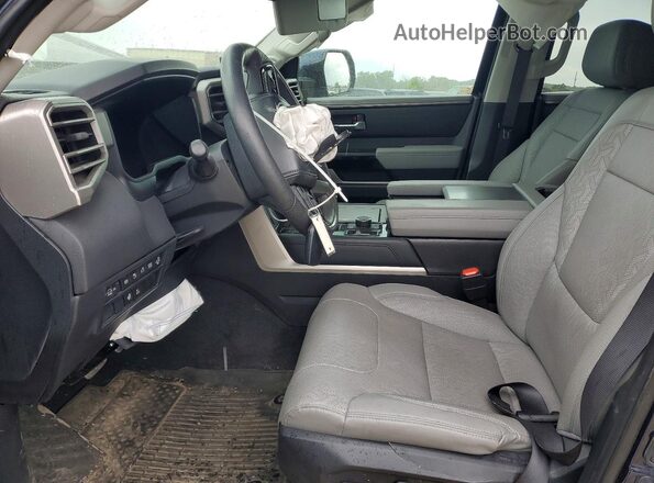 7SVAAABA1PX016874 2023 TOYOTA SEQUOIA Blue წინა სალონის ხედი