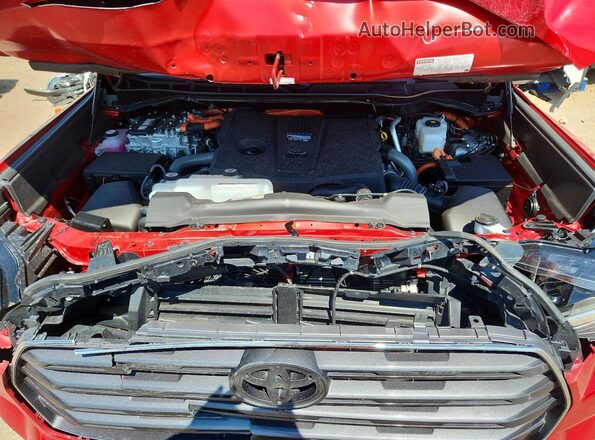 7SVAAABA2RX047215 2024 TOYOTA SEQUOIA Red Vista del compartimento del motor