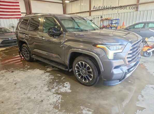 7SVAAABA3RX044324 2024 TOYOTA SEQUOIA Charcoal Առջևի աջ