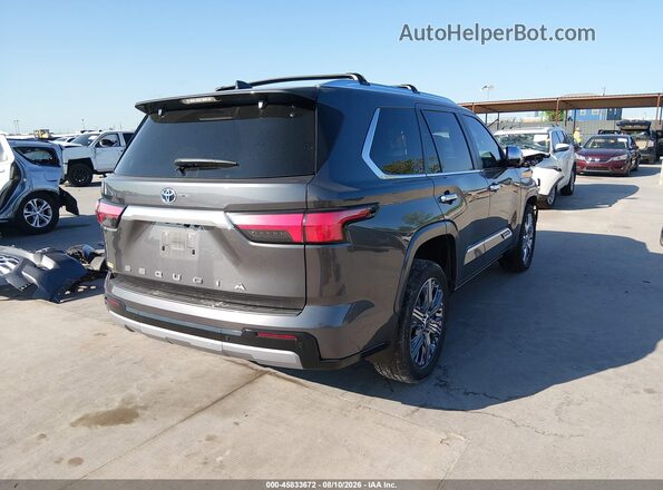 7SVAAABA3RX047076 2024 TOYOTA SEQUOIA Серый Задняя правая четверть