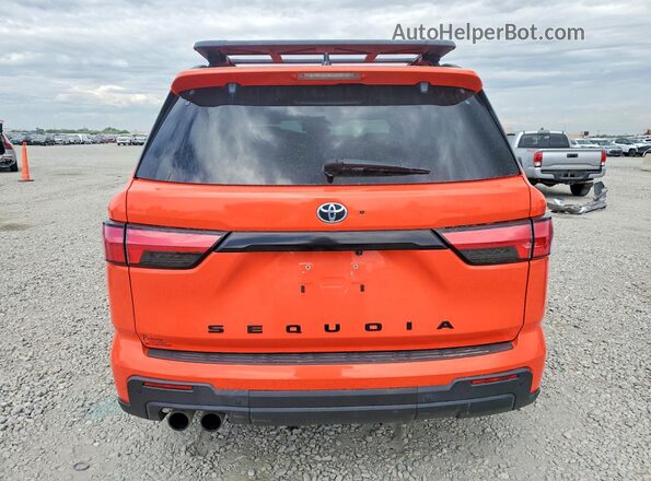 7SVAAABA4PX004508 2023 TOYOTA SEQUOIA Orange Widok z tyłu