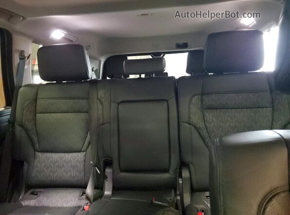 7SVAAABA5RX044504 2024 TOYOTA SEQUOIA Gray Widok tylnych siedzeń