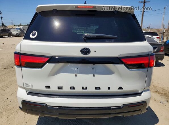 7SVAAABA5RX048004 2024 TOYOTA SEQUOIA White Սալոնի դիմացի տեսք