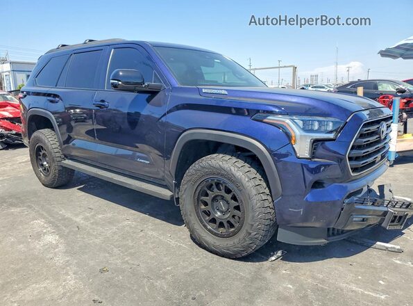 7SVAAABA8SX056555 2025 TOYOTA SEQUOIA Blue Delantero derecho
