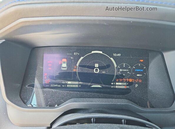7SVAAABA9SX054507 2025 TOYOTA SEQUOIA Silver Instrument cluster view