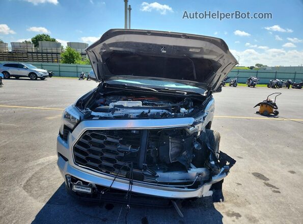 7SVAAABA9SX054507 2025 TOYOTA SEQUOIA Silver Front view