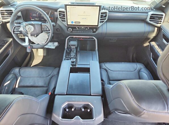 7SVAAABA9SX054507 2025 TOYOTA SEQUOIA Silver Dashboard view