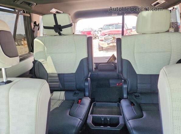 7SVAAABAXSX070148 2025 TOYOTA SEQUOIA White Rear seats view