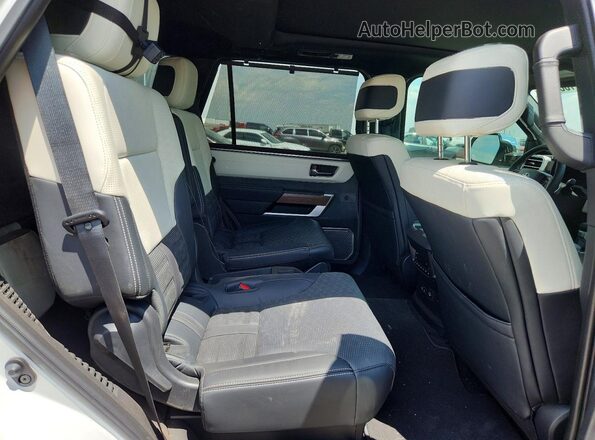 7SVAAABAXSX070148 2025 TOYOTA SEQUOIA White Rear interior view