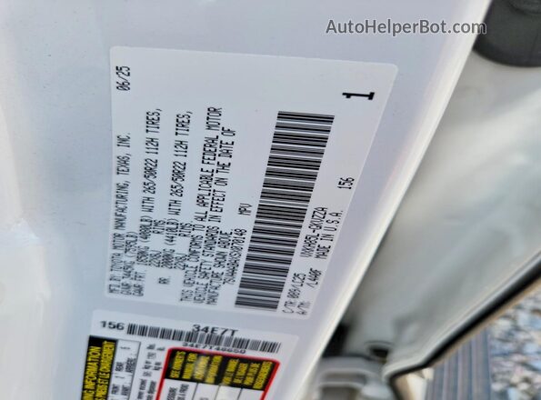 7SVAAABAXSX070148 2025 TOYOTA SEQUOIA White 360 interior view