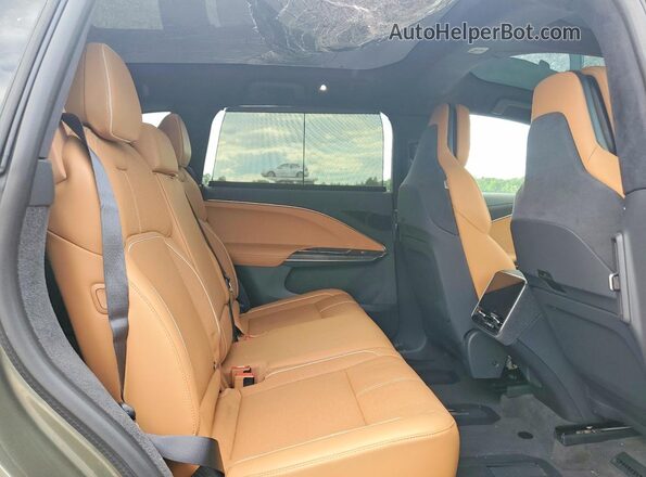 7UUG1GHJ4TA041697 2026 LUCID GRAVITY Green Widok wnętrza z tyłu