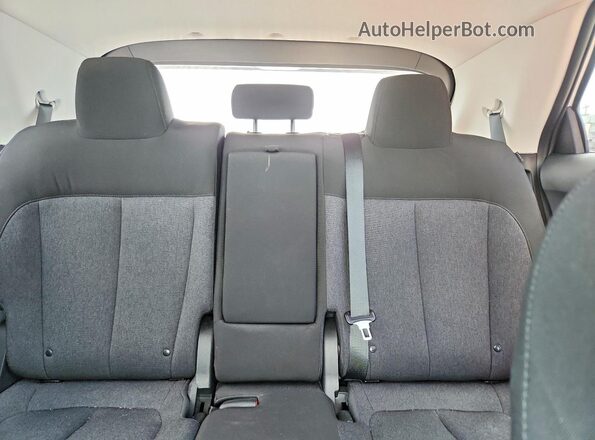 7YAKM4DA7SY030066 2025 HYUNDAI IONIQ White Rear seats view