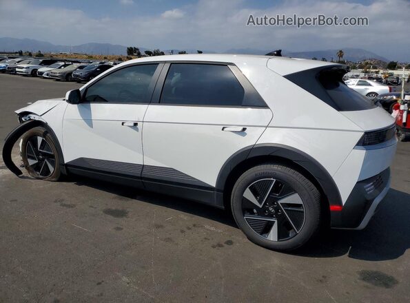 7YAKM4DA9SY017609 2025 HYUNDAI IONIQ White Trasero izquierdo