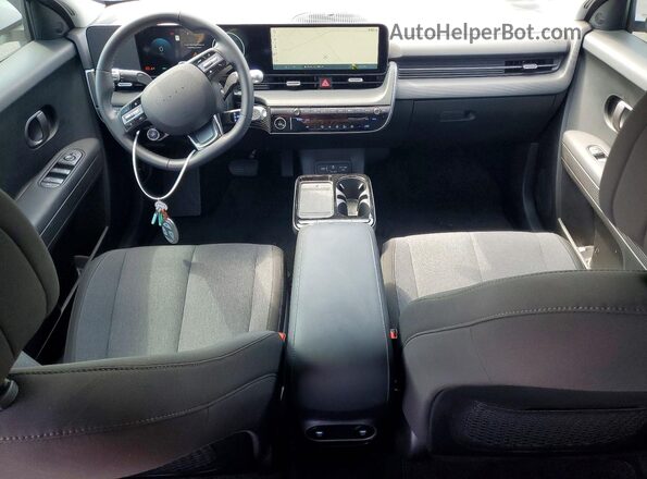 7YAKM4DA9SY017609 2025 HYUNDAI IONIQ White Vista del salpicadero
