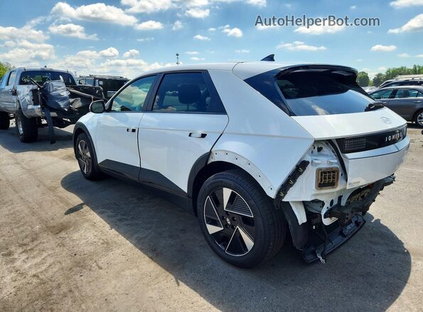 7YAKMDDC7SY036578 2025 HYUNDAI IONIQ White Հետևի ձախ