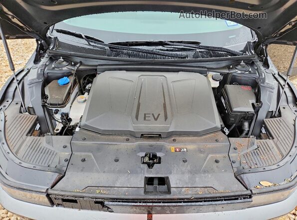 7YAKN4DA4TY051844 2026 HYUNDAI IONIQ Black Widok wnętrza z tyłu