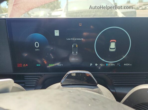 7YAKPDDC1SY013059 2025 HYUNDAI IONIQ Red Widok zestawu wskaźników