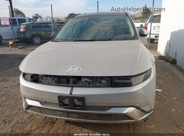 7YAKR4DA4SY006373 2025 HYUNDAI IONIQ 5 LIMITED RWD Gray Rear interior view