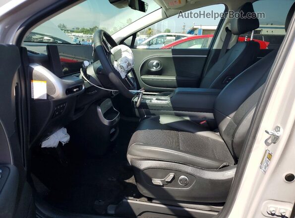 7YAMUFS35TY006827 2026 HYUNDAI IONIQ Серый Вид салона спереди