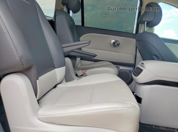 7YAMWFS53TY000598 2026 HYUNDAI IONIQ Gray Vista interior trasera
