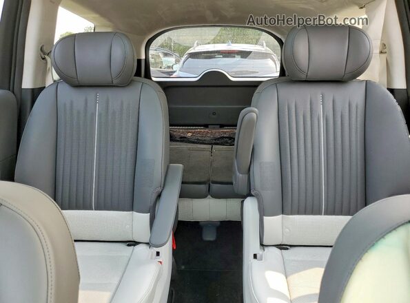 7YAMYFS54TY009773 2026 HYUNDAI IONIQ Blue Rear seats view