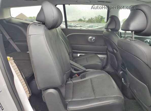 7YAMYFS55TY010995 2026 HYUNDAI IONIQ Gray Rear interior view