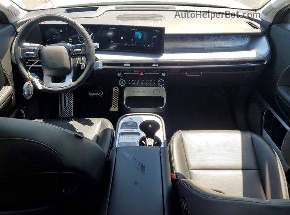 7YAMYFS58TY003880 2026 HYUNDAI IONIQ White Dashboard view